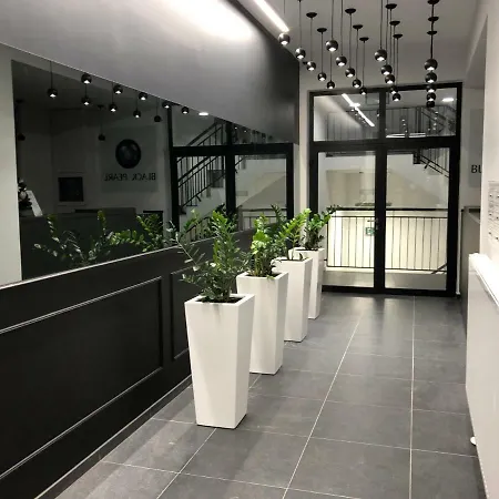 Black Pearl Exclusive Apartmets View Kaskada !!! Apartment